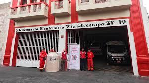 Más de 700 fondistas participaron en la carrera 5k con bomberos