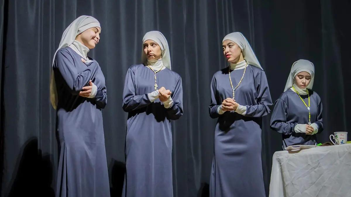 Cerrarán este viernes temporada de obra “Por cada historia un bolero” en teatro de cámara