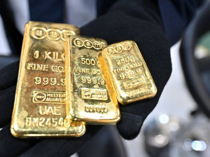 Gold’s weekly gain has prices nearing a record