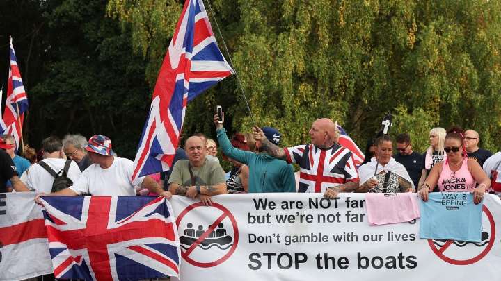 Viaje a Epping, el corazón de las protestas anti-inmigración en el Reino Unido