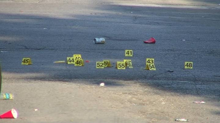 Mass shooting on Chicago’s West Side leaves 1 dead, 5 wounded