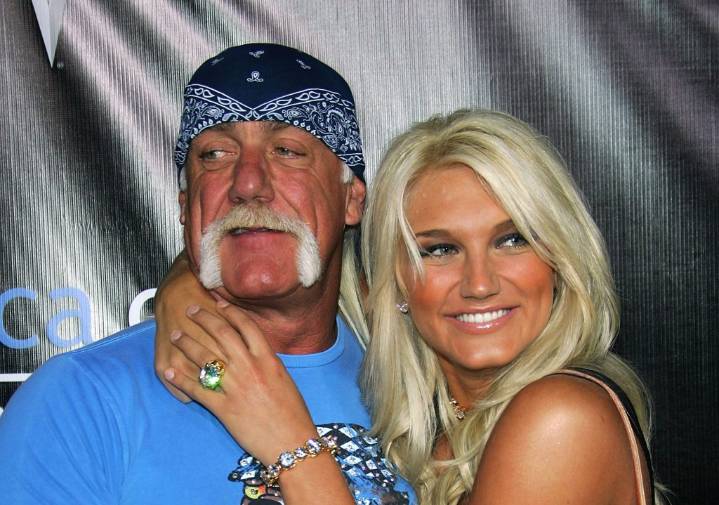 Brooke Hogan visits Hulk's body amid questions about his death