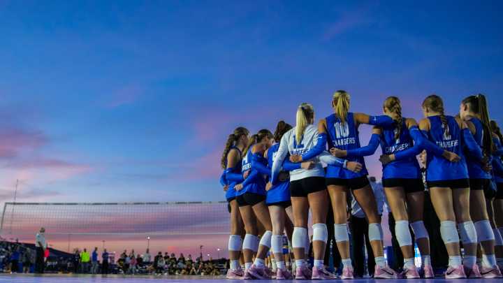 'I'll remember this forever.' What it was like at state's first outdoor volleyball match