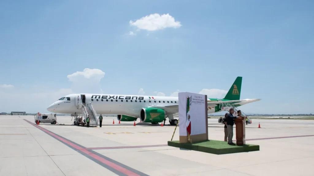 Sheinbaum presume llegada del segundo Embraer para Mexicana