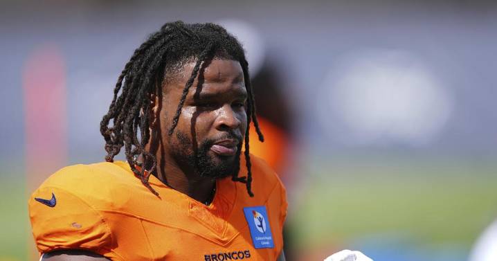 Dre Greenlaw remains sidelined for team work at practice 