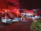 SE LLEVAN A LA FUERZA A UNA MUJER Y A OTRA LA DEJAN GOLPEADA