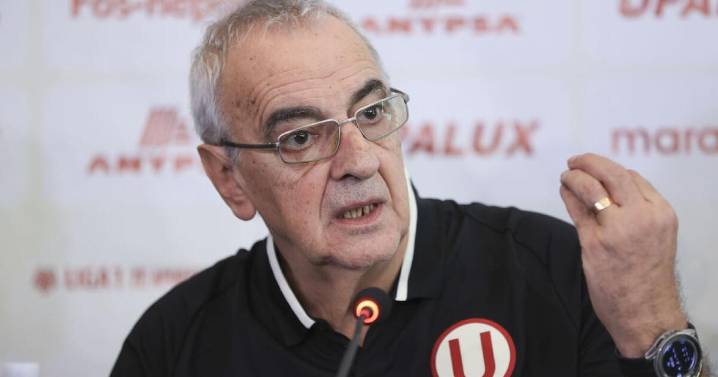 Fossati irónico sobre el VAR en el gol anulado a Universitario: "Será que soy demasiado veterano y no entiendo de tecnología"
