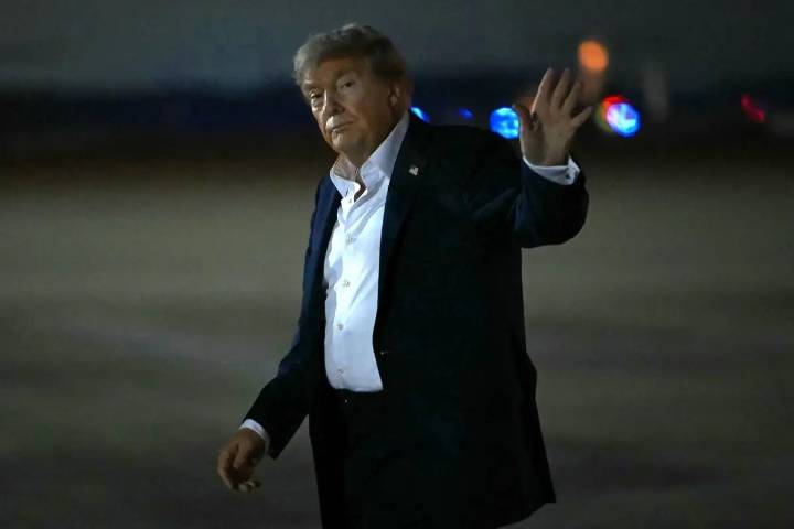 Revela Trump que Putin ofreció congelar frente en Ucrania a cambio de ceder Donietsk