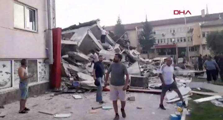 Terremoto en Turquía: muertos heridos por sismo de magnitud 6.1 que sacudió el noroeste del país 
