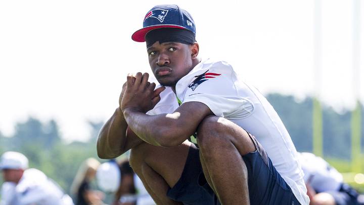 Javon Baker chooses Eagles practice squad over return to Patriots: Report
