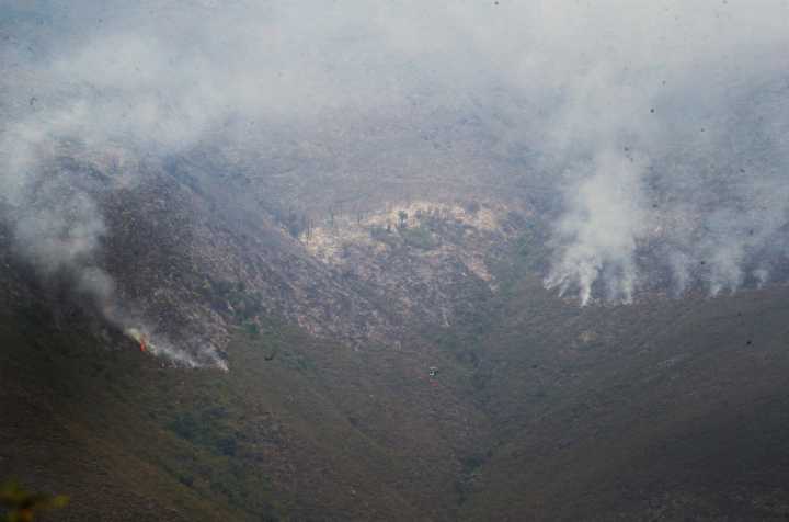 Los geólogos alertan: el fuego de Las Médulas puede erosionar sus canales romanos