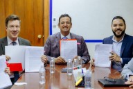 Firma alcalde Bonilla contrato de crédito con Santander para la construcción de tres puentes