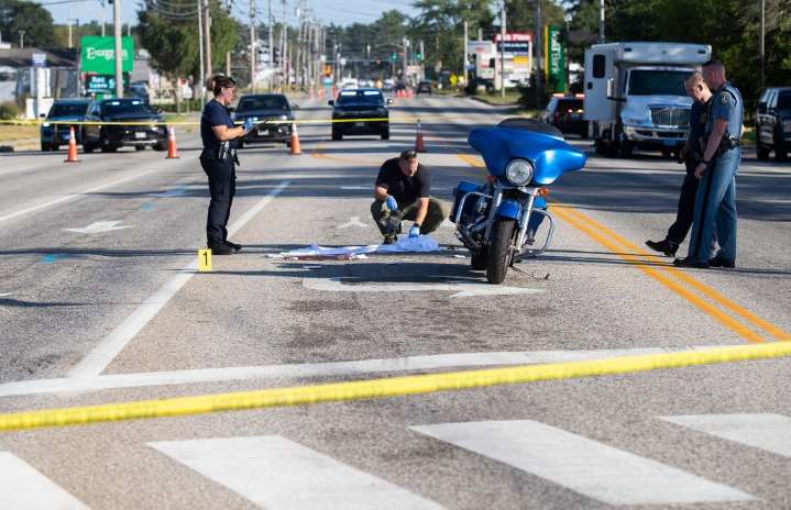 Windham, Raymond residents told to shelter in place as police search for reported shooter