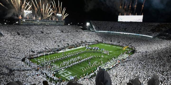 Michigan State hockey to play Penn State outdoors at Beaver Stadium