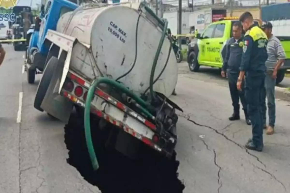 Socavones y daños por las lluvias exponen la crisis de infraestructura en CDMX y Edomex