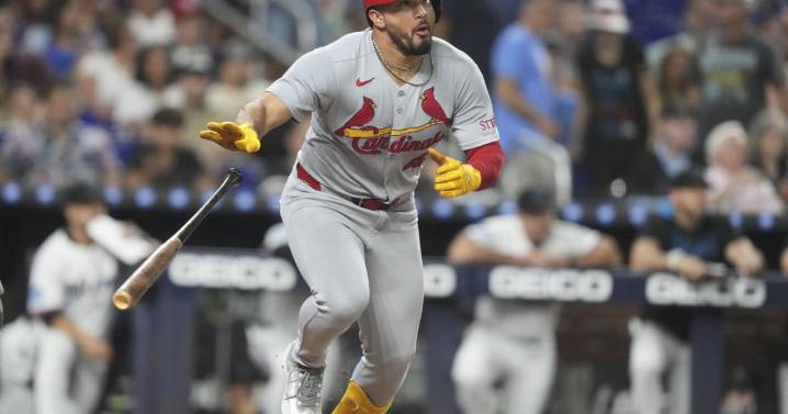 Cardinals combine for 12 hits, 7 runs to beat Marlins