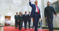 Putin y Trump abordan elevar el nivel de representación en los diálogos de paz con Ucrania