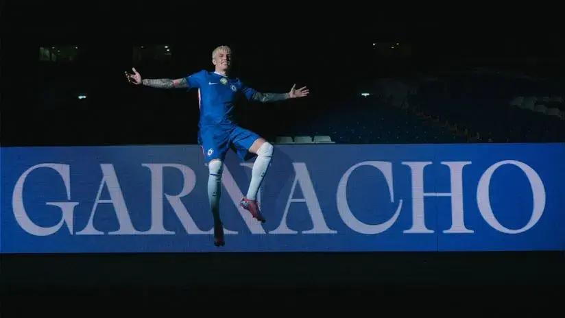 Alejandro Garnacho ya es 'blue': Chelsea oficializó su fichaje procedente del Manchester United