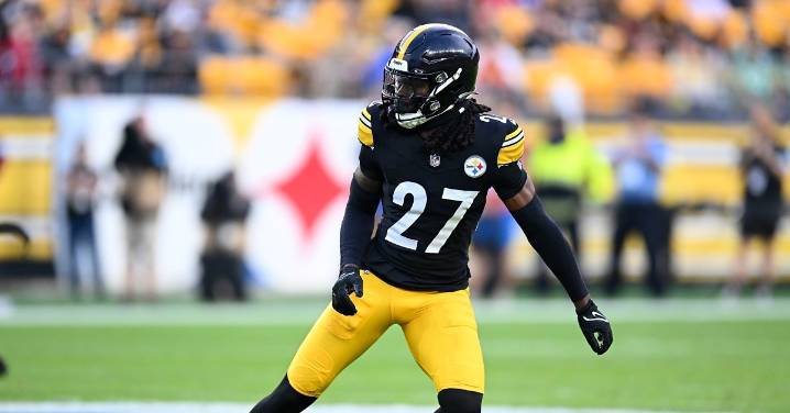 Steelers place CB on injured reserve to start season