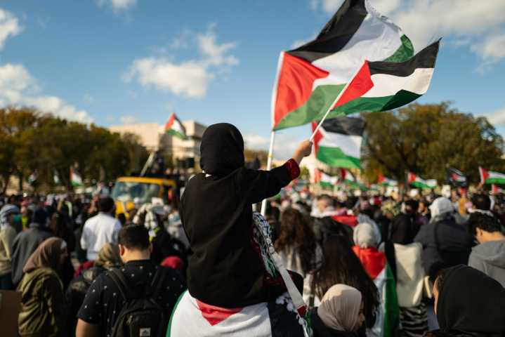 Sheinbaum abre las puertas a iniciativa de refugiar infantes palestinos huérfanos
