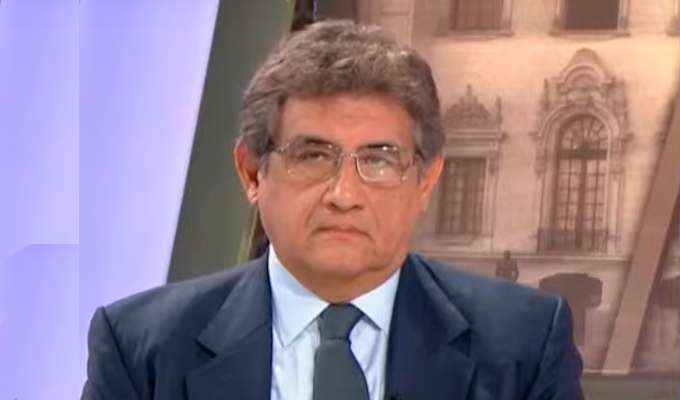Juan Sheput sobre el regreso de Santiváñez: "El Ejecutivo se zurra y burla del Congreso"