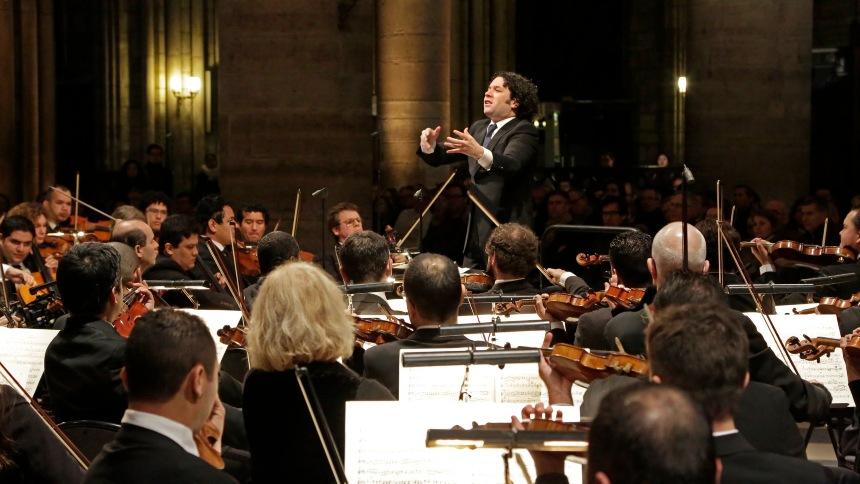 ¡Celebrando el talento venezolano! Gustavo Dudamel brilla con un prestigioso galardón en Nueva York.