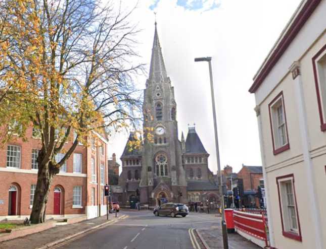 Three police officers injured after mystery liquid thrown at their faces in Leicester