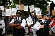 Met Police draft in officers from around the UK ahead of mass protest weekend in London