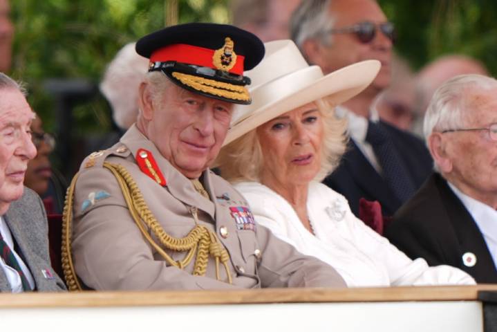 Cele|bitchy | Are King Charles & Camilla behind ‘royal butler’ Grant Harrold’s book?