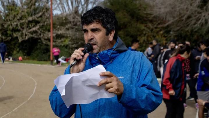 DEPORTES. Clínica de atletismo en Cacharí