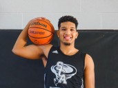 Jorjan Flores jugará en la NCAA