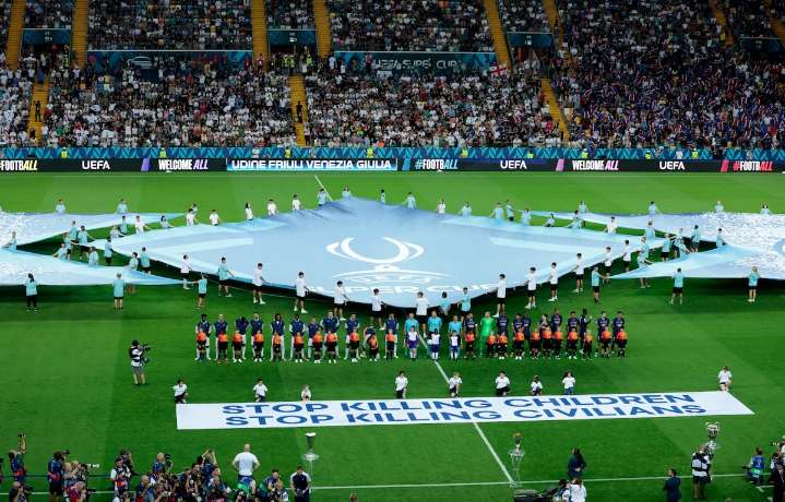 La UEFA lanza un mensaje a Israel en la final de la Supercopa: “Dejad de matar niños, dejad de matar civiles”