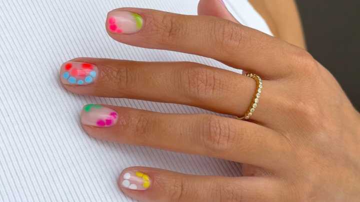 5 diseños de uñas cortas que serán tendencia en otoño y estilizan las manos sin importar la edad