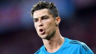 A pocas horas de que Cristiano Ronaldo pueda alcanzar el título número 37 de su carrera, reviven clip en el que está rezando solo antes de una final de Champions