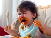 Tu hijo no te manipula: descubrí el verdadero mensaje detrás de cada berrinche