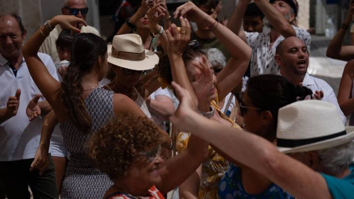 Todo lo que debes saber de cómo ir a la Feria de Málaga en transporte público: líneas, precios y horarios