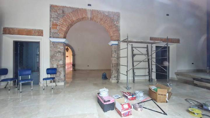 Hallan histórico pasadizo subterráneo en el templo del Barrio de Tlaxcala