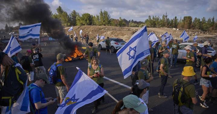 Hamás acepta propuesta árabe de alto el fuego sobre Gaza; muertes palestinas superan 62.000
