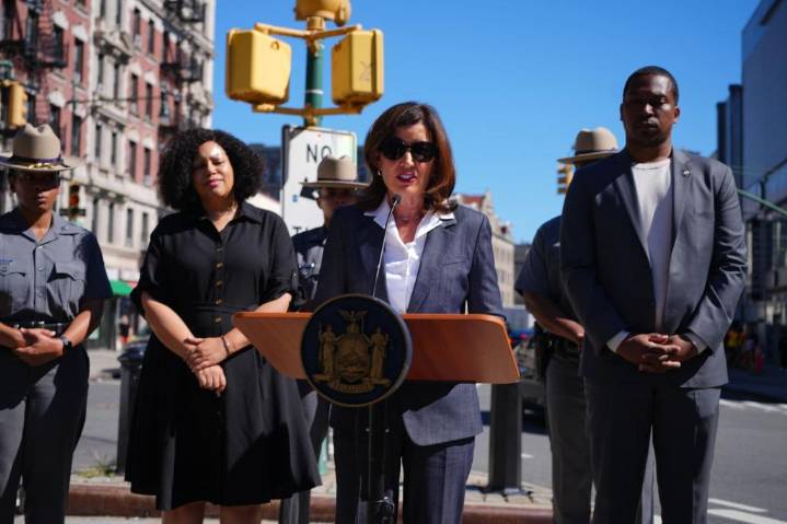 NYC's small gains against shoplifting show that Gov. Hochul hasn't done ENOUGH