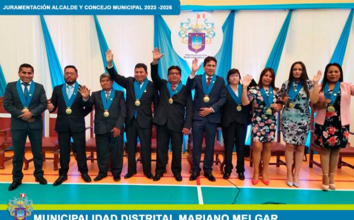 Alcalde de Mariano Melgar anunció “lluvia de obras y promesas” en sesión solemne por 60 aniversario de creación