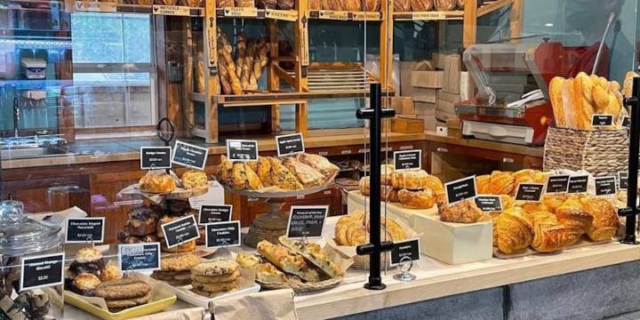 Red Hen Baking is switching locations