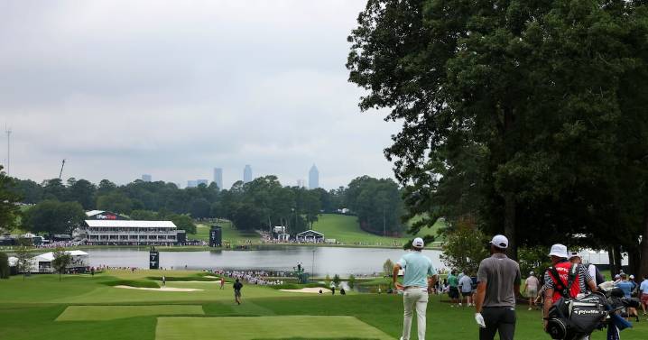 PHOTOS: Second-round action at the 2025 Tour Championship
