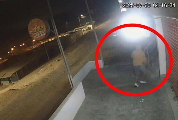 Lanzan artefacto explosivo a Pollería en A.H “Vista al Mar”