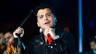 Christian Nodal gana millonaria demanda