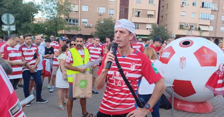 Granada-Mirandés, en directo: Manifestación en Los Cármenes