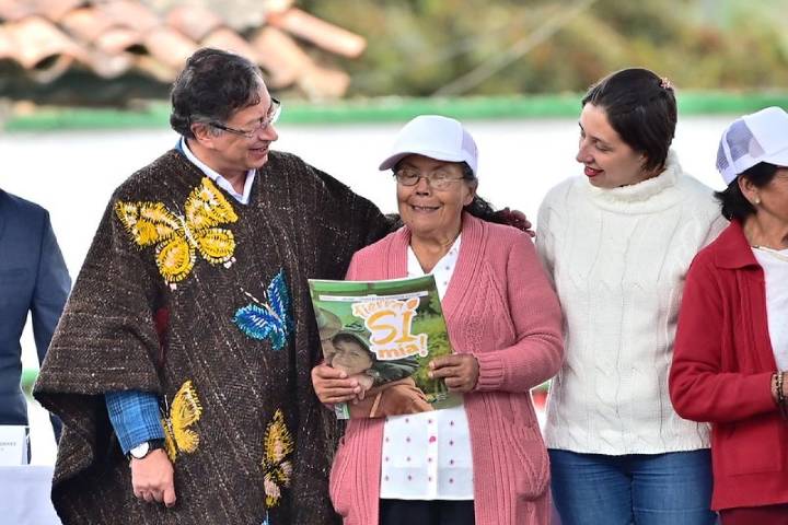 Petro critica homenajes a Uribe Turbay y llama a no alimentar el odio