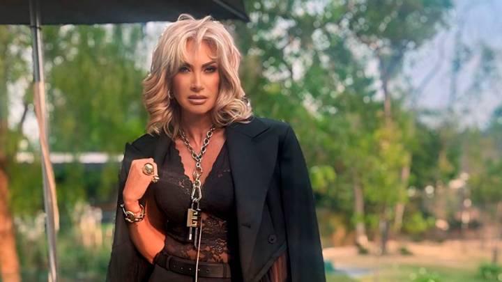 Adela Micha habla tras polémica con Christian Nodal