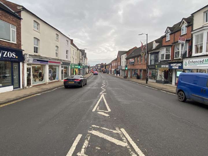 Kenilworth shoplifter found hiding in the woods | Local News 