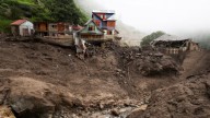 Mueren más de 400 personas por inundaciones repentinas en Pakistán, Cachemira administrada por India y Nepal
