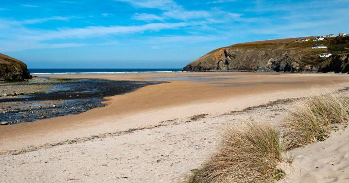 Huge container washes up on beach and Brits are floored at what's inside